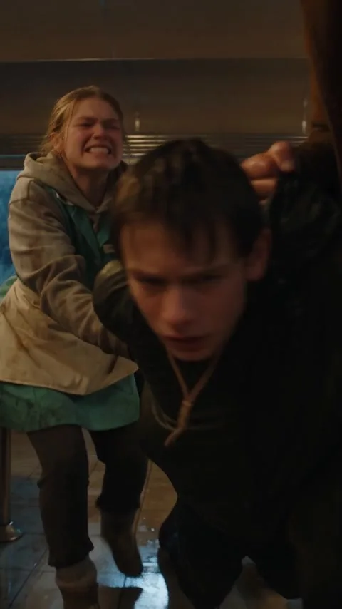 I Fed the Hungry Stranger. Then Mom Whispered His Name.