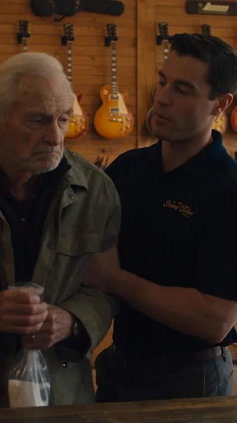A Retired Repairman Was Kicked Out for a Plastic Bag - Until the Headlining Guitarist Saw the Photograph